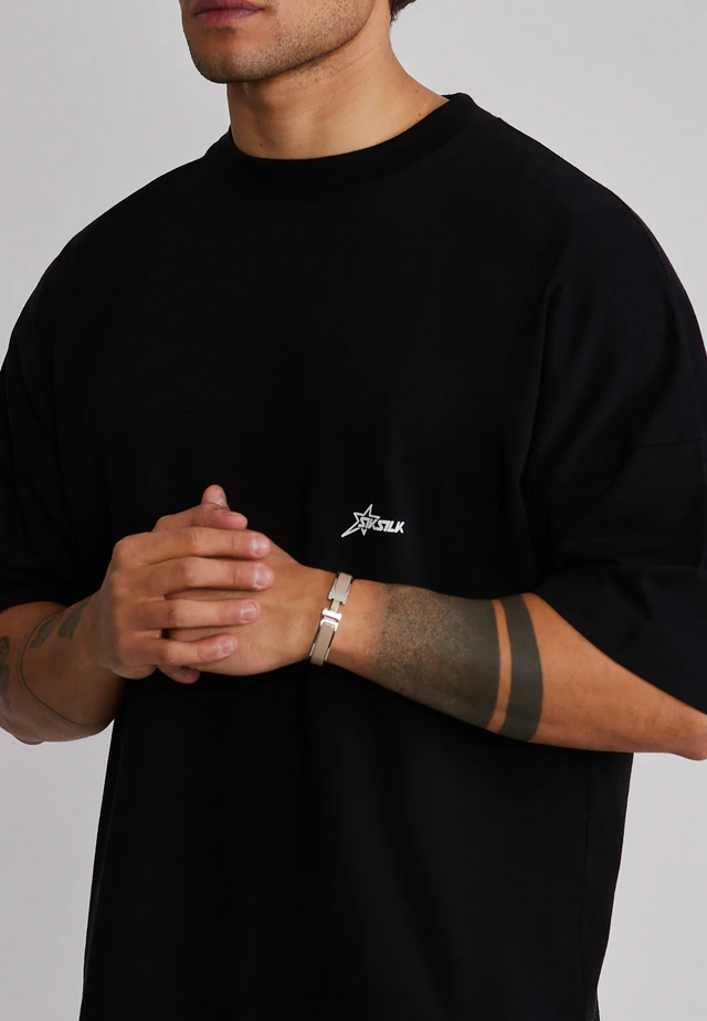 SikSilk - Black Graphic T-Shirt